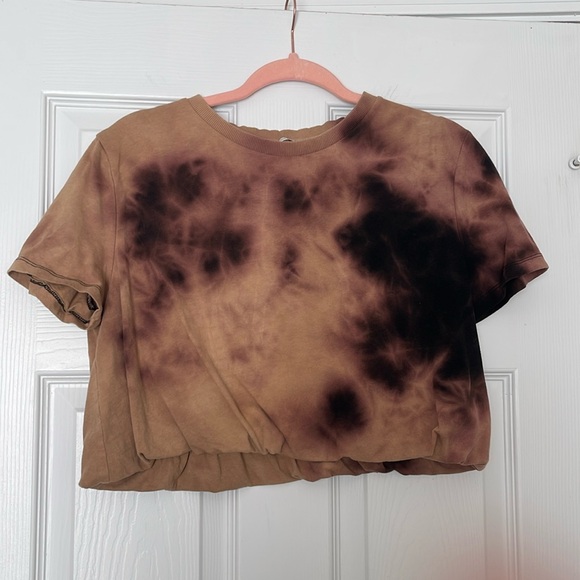 Zara Tops - Zara bubble tie dye crop shirt